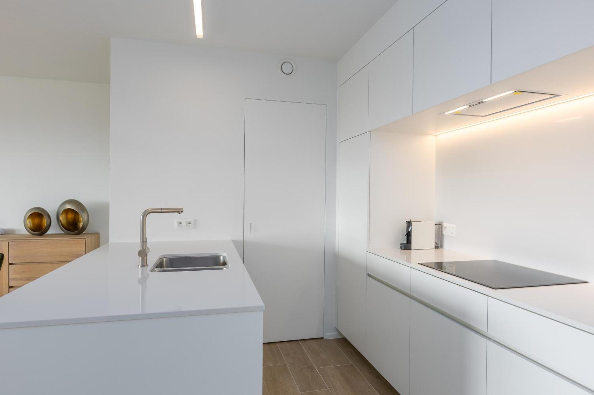 Waves 6 06-05 Appartement